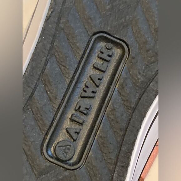 NEW Women’s Lowtop Multicolor Streetwear Shoes by Airwalk, Size 9 - Picture 7 of 10